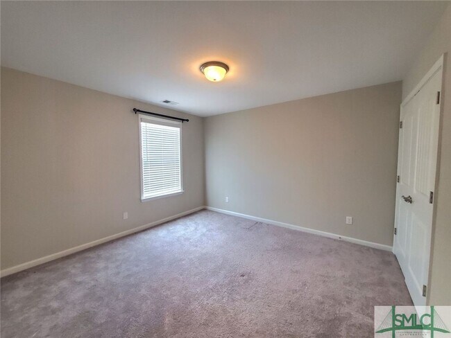 Building Photo - 203 Sonoma Dr