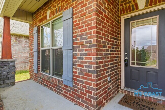 Foto del edificio - 17309 Palm Ridge Dr