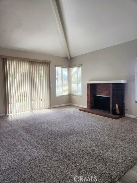 Building Photo - 1636 Persimmon St