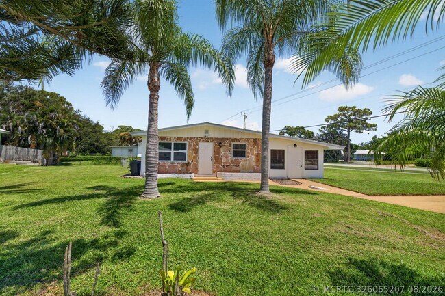 Foto del edificio - 1817 NW Azalea St