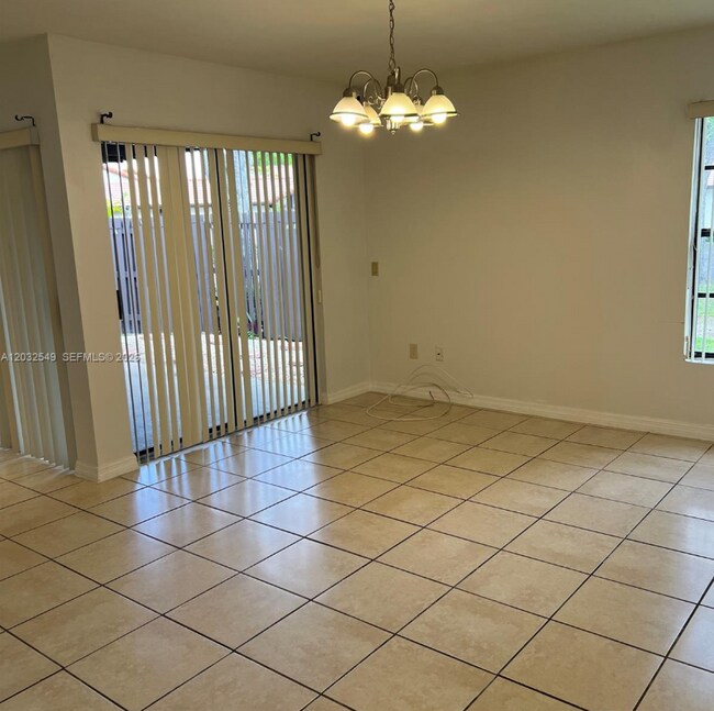 Foto del edificio - 15272 SW 46th Ln