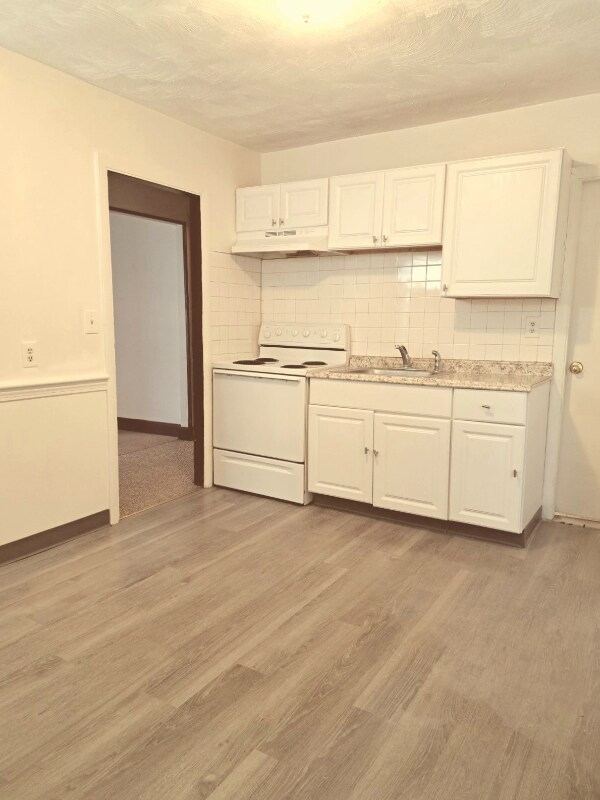 157 Prospect St, Easton, MA 02375 Room for Rent in Easton, MA