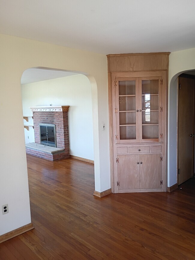 Foto del edificio - 395 W Newport Rd