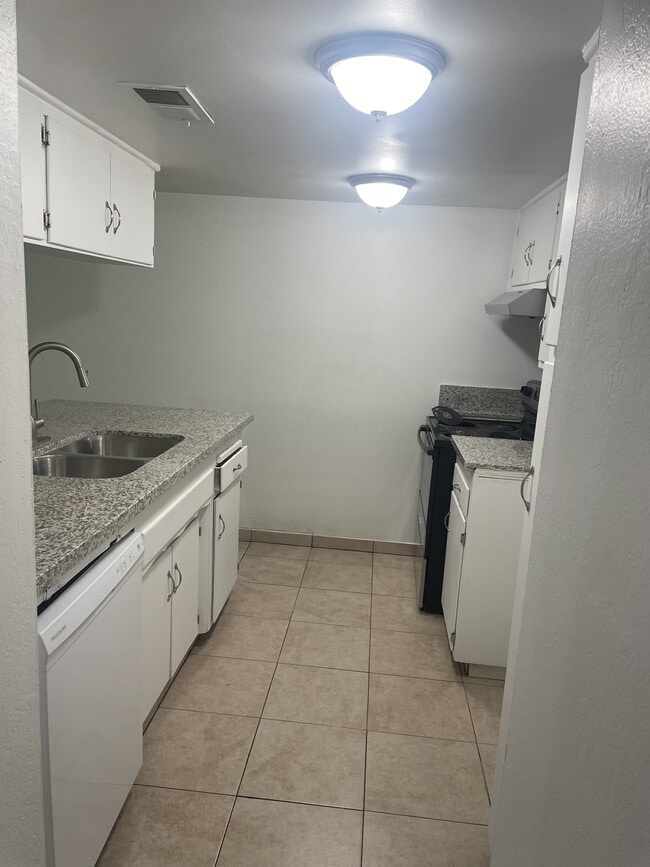 Building Photo - Stine Ridge Townhomes