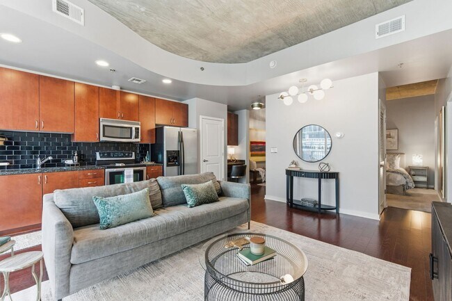 Photo - AVAILABLE NOW. 9th Floor of Encore Bldg Downtown Nashville. One Bed One Bath. Resort style amenit... Apartment