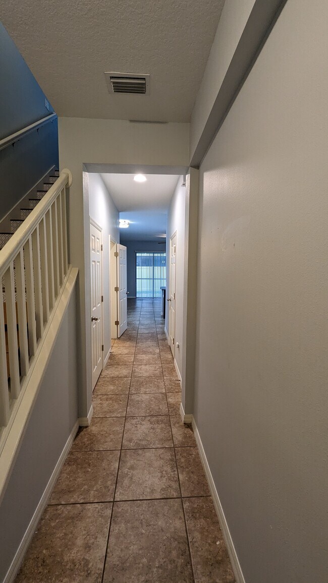 Foto del edificio - 4067 71st Ave N