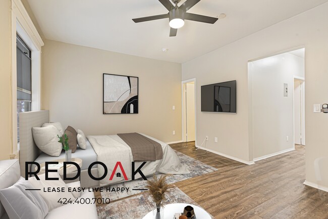 Foto del edificio - ~2 Weeks FREE~ Spacious and Sunny Studio w...