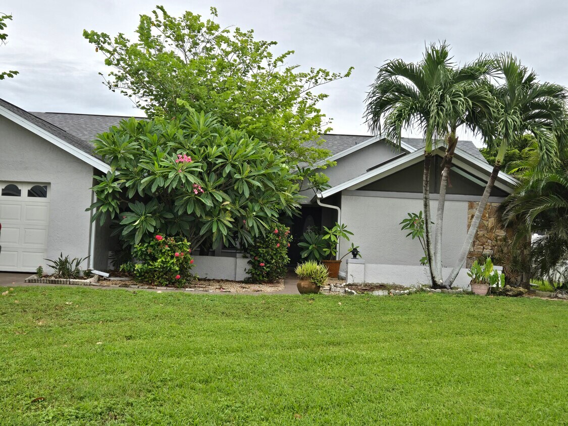 Foto principal - 1843 SE 2nd Terrace