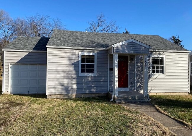 Building Photo - Leasing