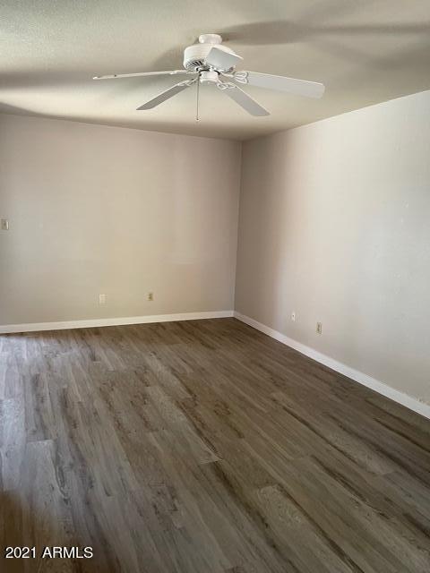 Building Photo - 1402 E Jen Tilly Ln
