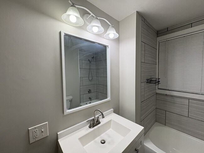 Foto del edificio - 171 Pleasant St