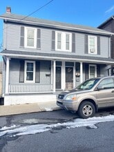 Building Photo - 213 Penn St