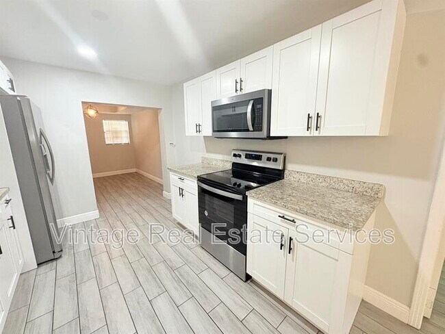 Foto del edificio - 4203 E Yukon St