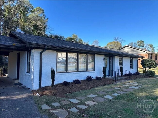 Building Photo - 50 Pine Valley Dr
