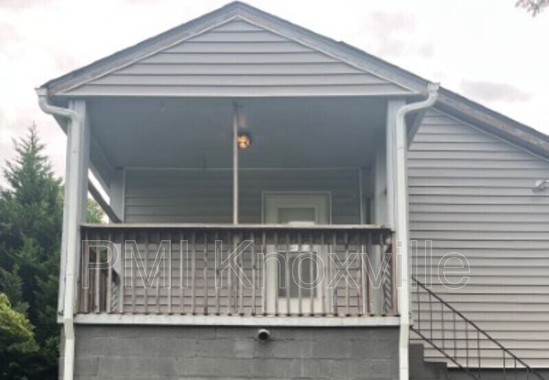 809 Cates St, Maryville, TN 37803 Condo for Rent in Maryville, TN