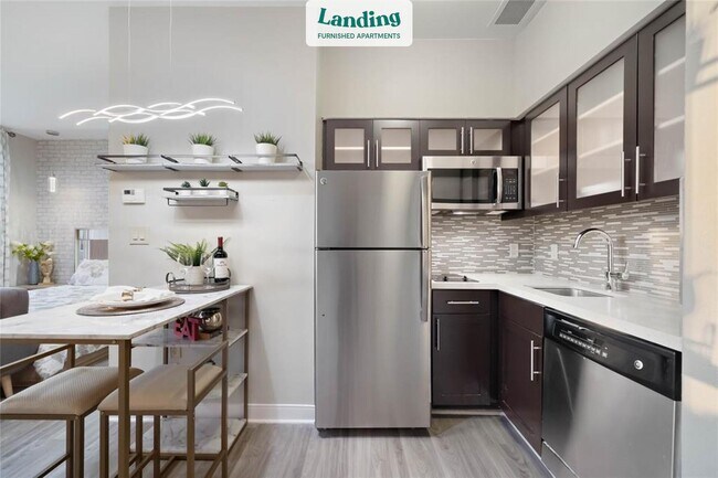 Foto del edificio - 9901 United Dr