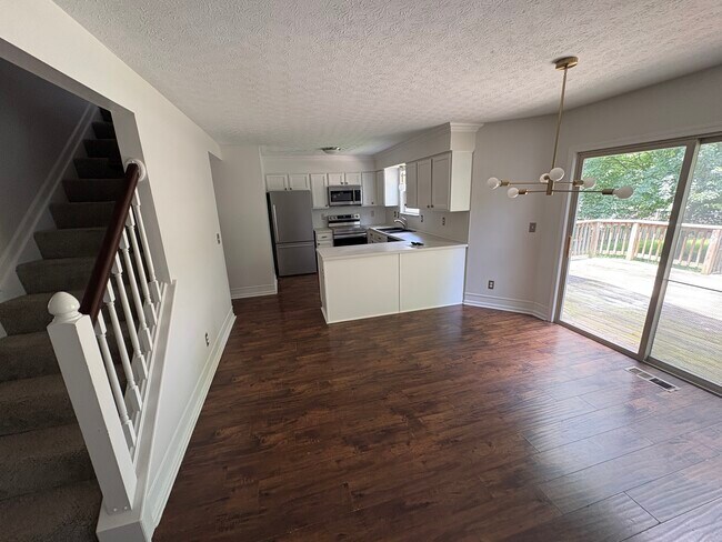 Foto del edificio - 1074 Lakegrove Ct