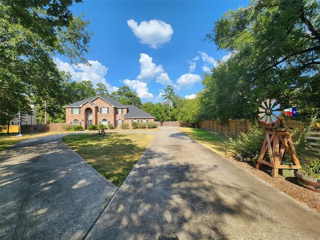 Foto del edificio - 11945 Silver Leaf Ln
