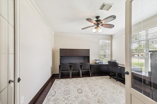 Building Photo - 9119 Brownwood Bend Ct