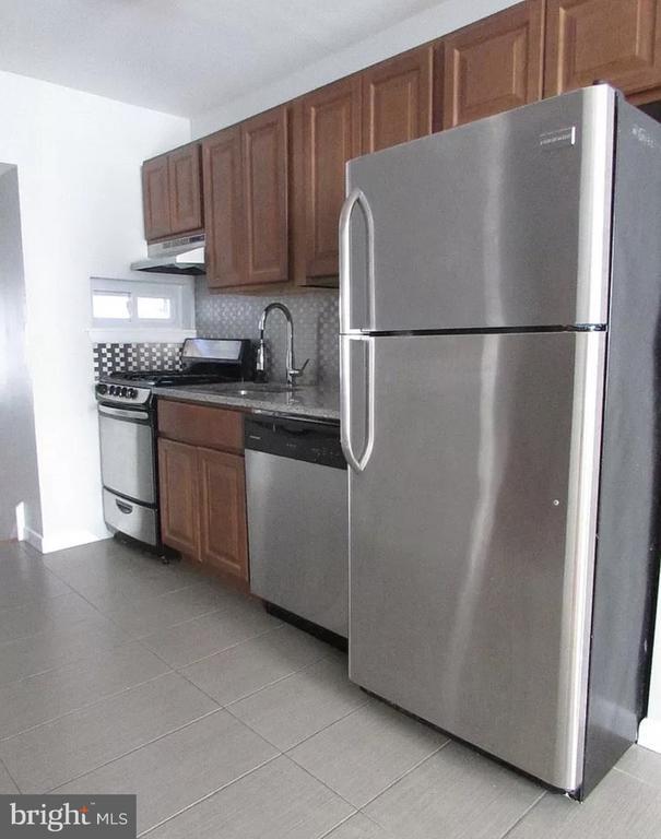Foto del edificio - 525 N 33rd St