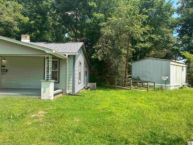 Building Photo - 1207 Markham Ave
