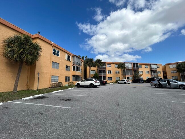 Foto del edificio - 4314 NW 9th Ave