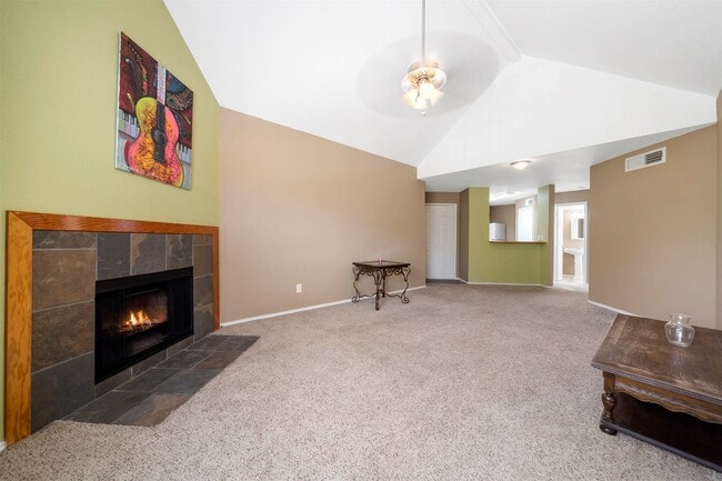 Foto del edificio - 10630 Westbrae Pkwy