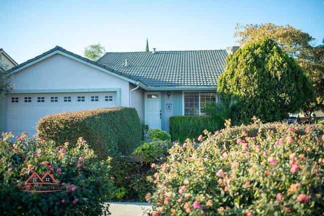 Building Photo - 2135 Hikido Dr