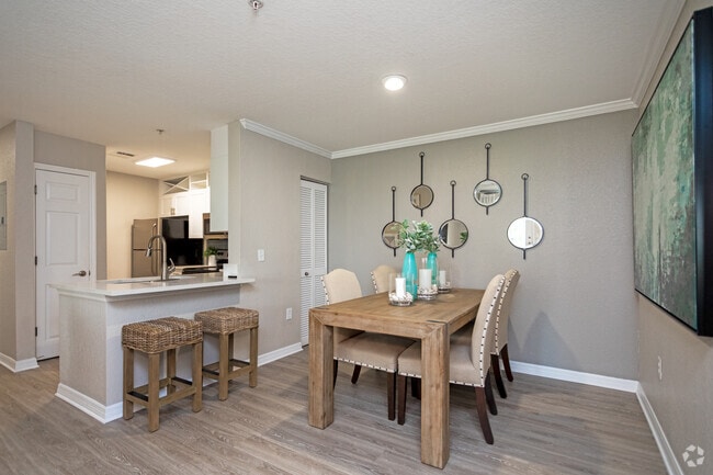 2 habitaciones, 2 baños - B1 1092 pies cuadrados - Amira at Westly