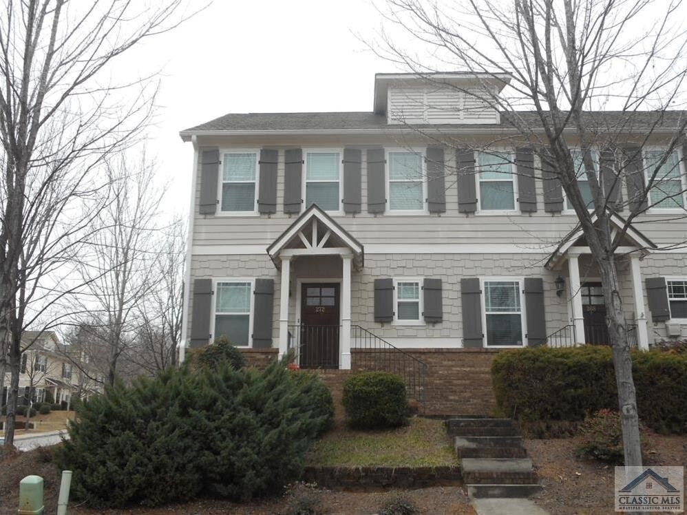 Primary Photo - 272 Center Park Ln
