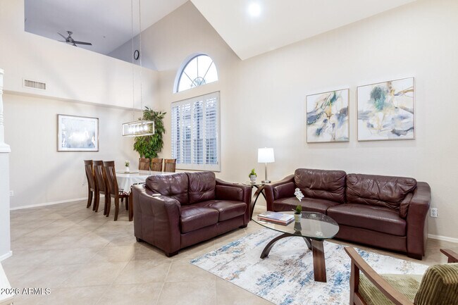 Building Photo - 9696 E Sheena Dr