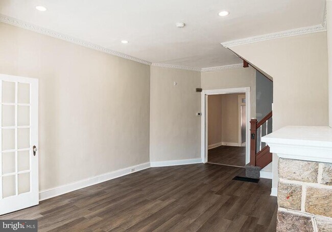 Foto del edificio - 2646 Edmondson Ave