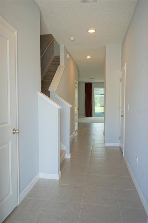 Foto del edificio - 6911 Breezy Palm Dr