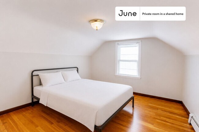 Building Photo - Room in Shared 4 bed/2 bath home in East Cambridge