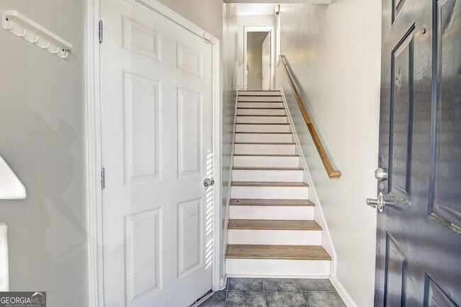 Foto del edificio - 564 Fraser St SE