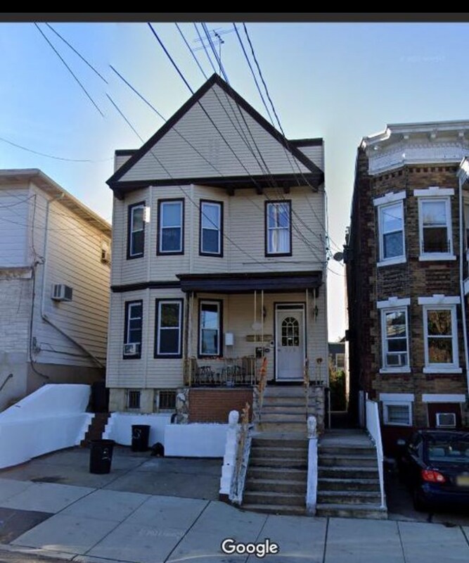 215 Manhattan Ave Unit 2, Jersey City, NJ 07307 Room for Rent in