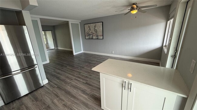 Foto del edificio - 2115 NE 42nd Ct