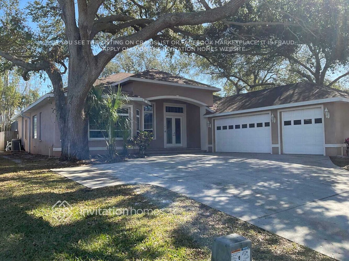 Foto principal - 147 Brookside Ct