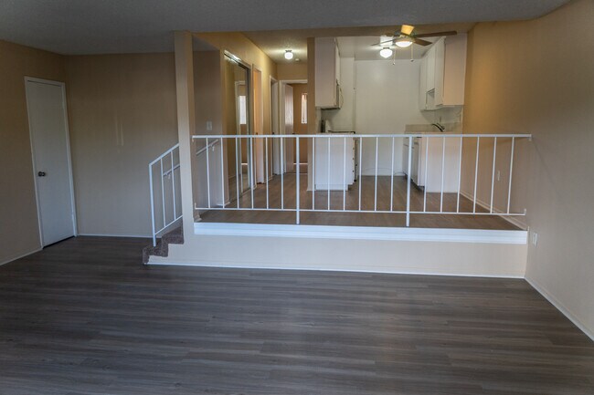 Building Photo - 1224 Agate St