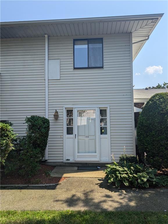 Foto principal - 103 Edaville Ct