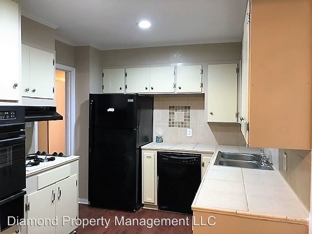 Building Photo - 3 br, 1.5 bath House - 3206 Schuler Dr.