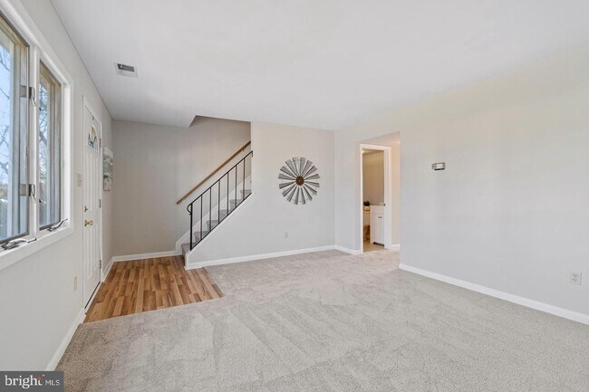Building Photo - 21 Hatteras Ct