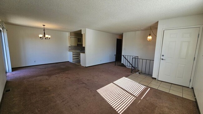 Foto del edificio - Condo with Garage, Private Patio & Unfinished Basement