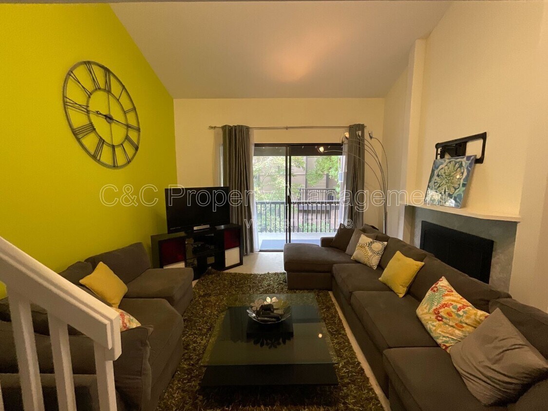 Foto principal - 765 N Rengstorff Ave