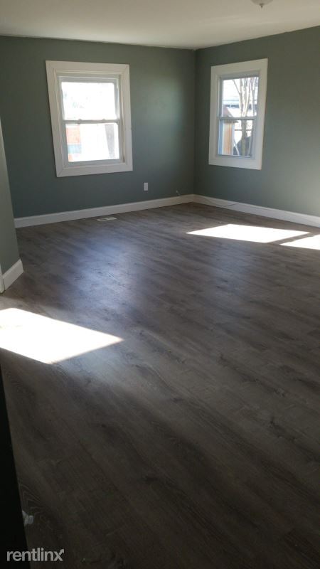 Foto del edificio - 3 br, 2 bath House - 34 Earnshaw Ln