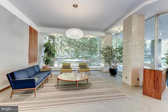 Building Photo - 4200 Cathedral Ave NW