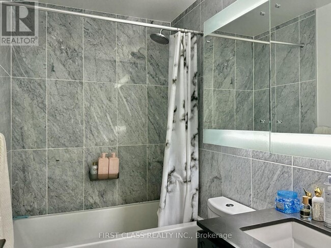 Photo du bâtiment - 117 McMahon Dr