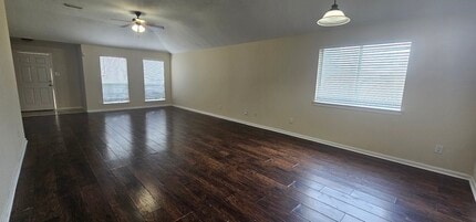 Building Photo - 7111 Brody Ln
