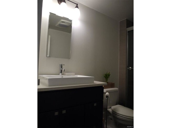 Bathroom Fixtures Yonkers Ny 1376 midland ave yonkers, ny 10708 rentals - yonkers, ny Bathroom Fixtures Yonkers Ny 1376 midland ave yonkers, ny 10708 rentals - yonkers, ny