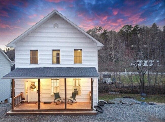 Building Photo - 89 Stratford Pl